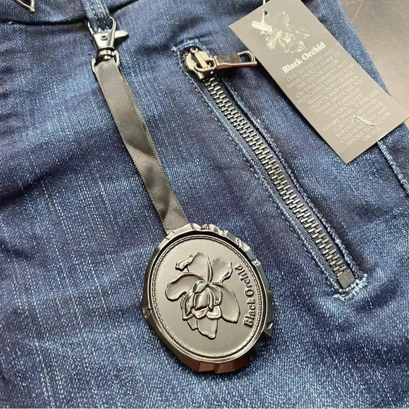 BLACK ORCHID Women's Zip Pocket Skinny Boot Cut Blue Jeans Sz 24 Denim NWT. - Picture 5 of 13